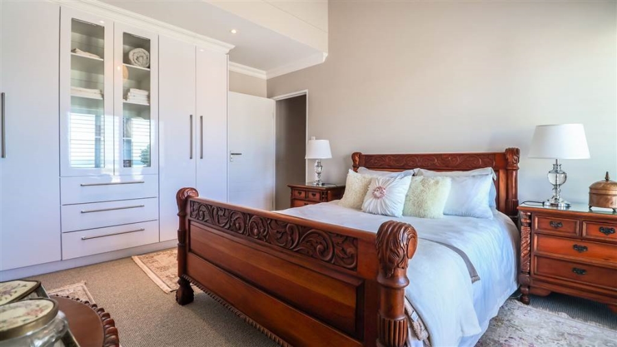 3 Bedroom Property for Sale in Stilbaai Oos Western Cape